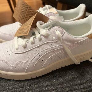 ASICS JAPAN S size 8.5